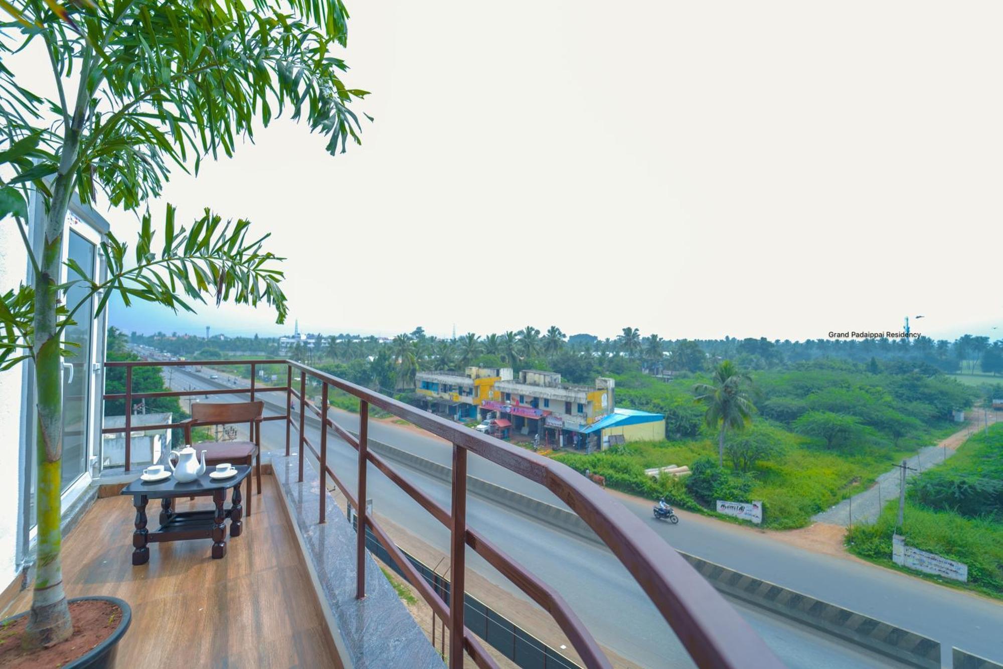 Grand Padappai Residency - Gpr Hotel Csennai Szoba fotó